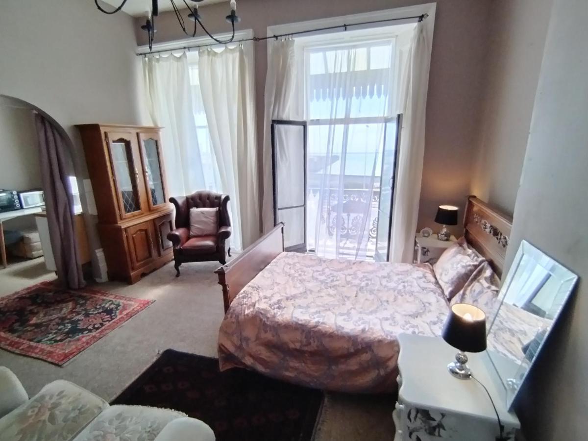 Апартаменти Sea View Studio Flat With Balcony, Parking Дувр Екстер'єр фото